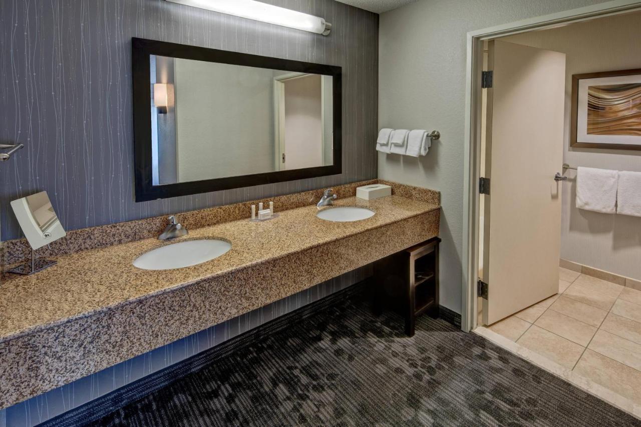 Hotel Courtyard By Marriott Troy Exterior foto