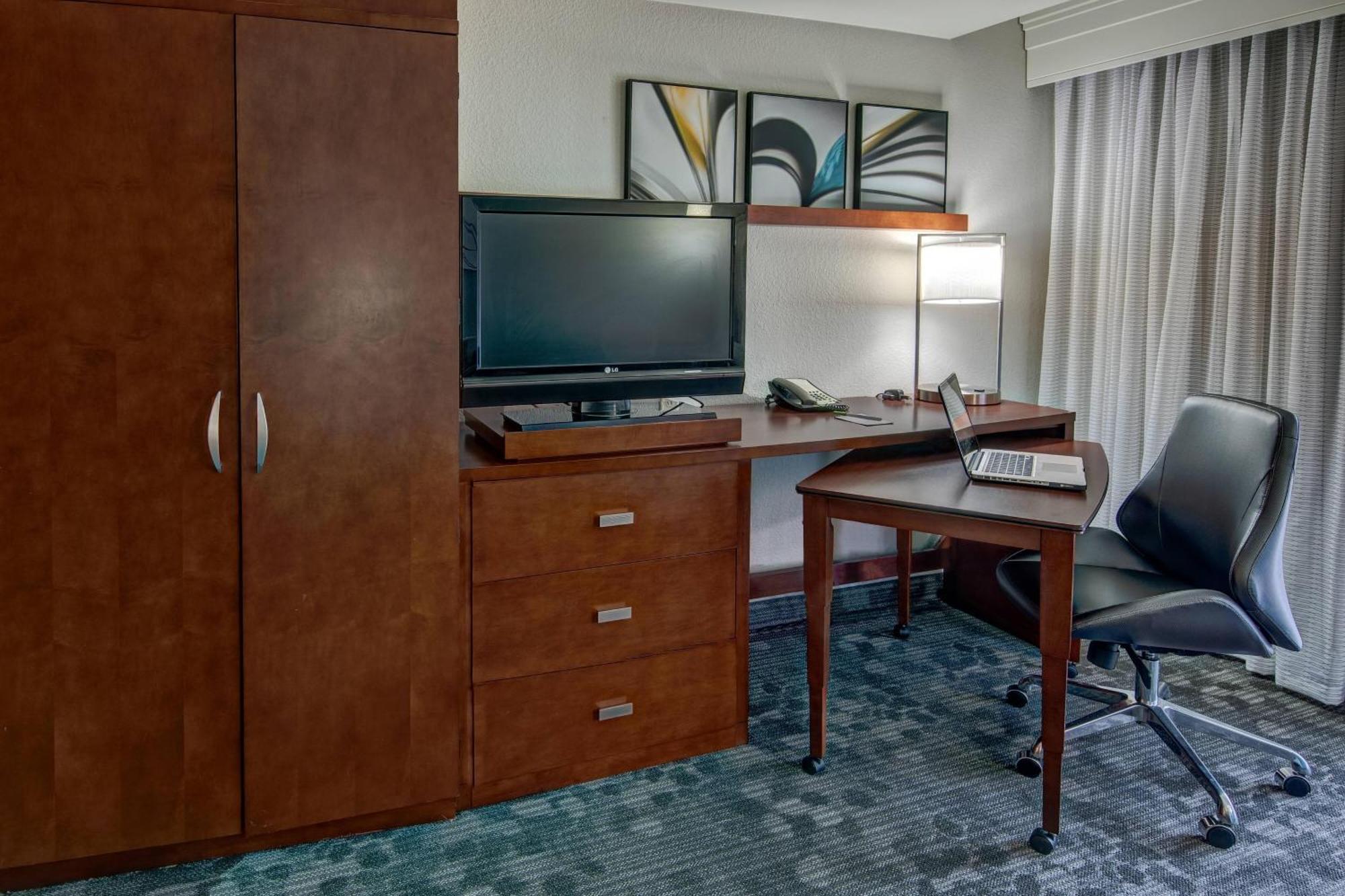 Hotel Courtyard By Marriott Troy Exterior foto
