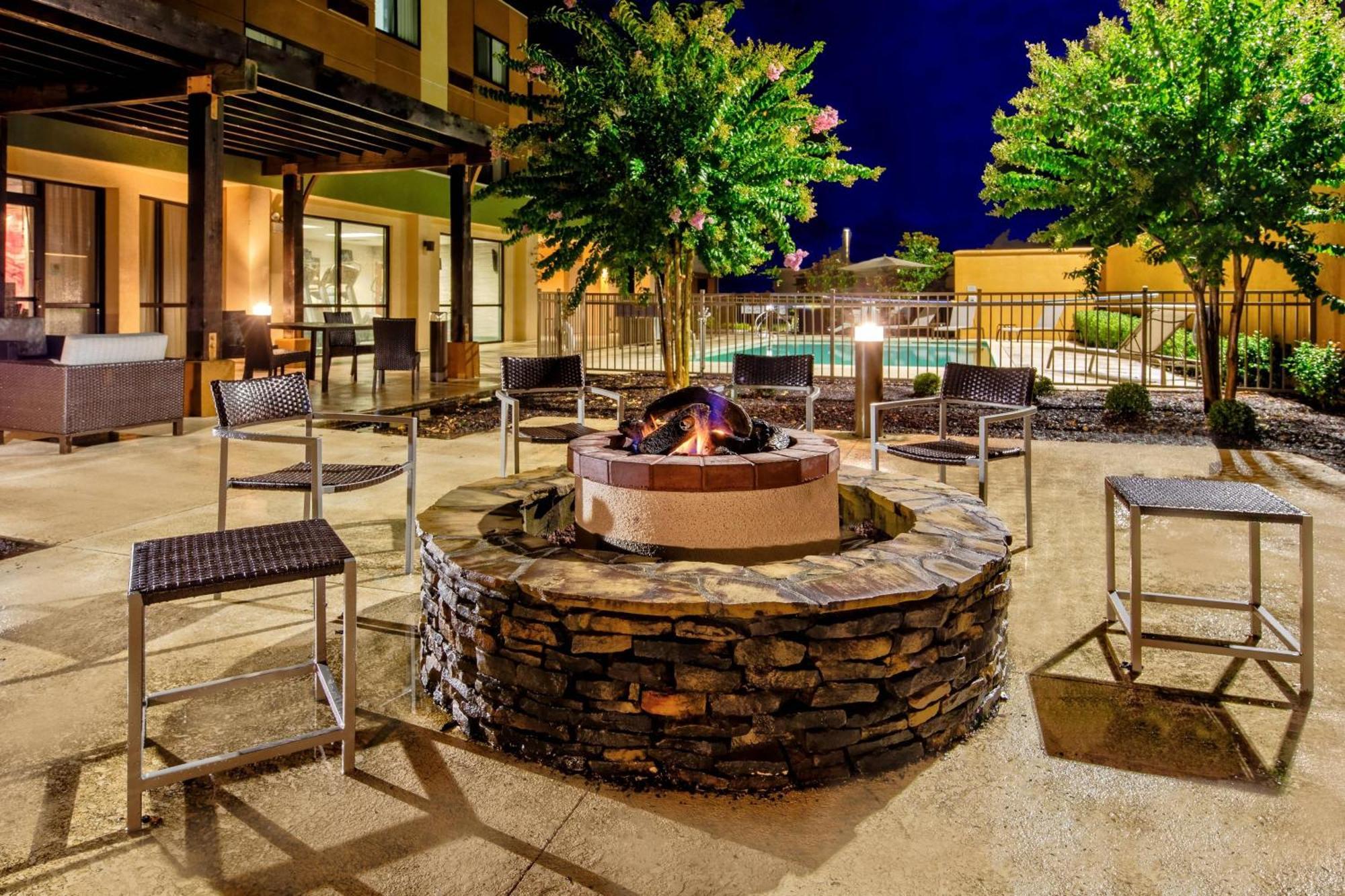 Hotel Courtyard By Marriott Troy Exterior foto