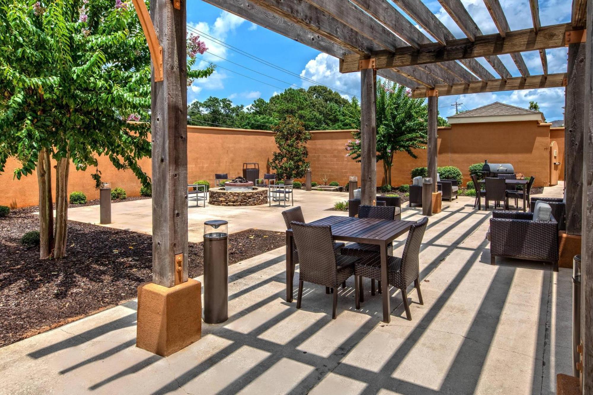 Hotel Courtyard By Marriott Troy Exterior foto